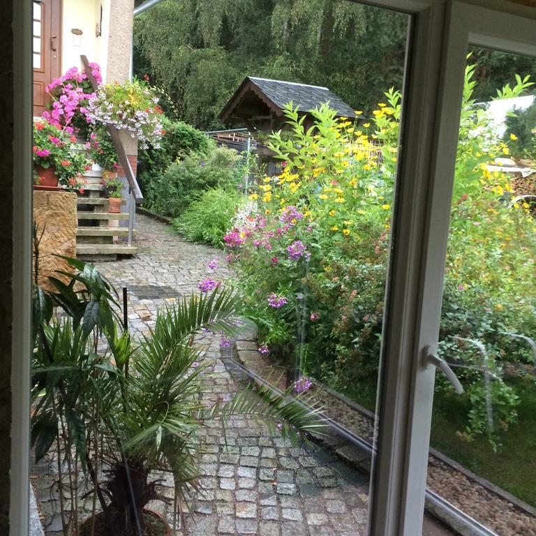 Ferienwohnung Guerth Kleinhennersdorf Extérieur photo